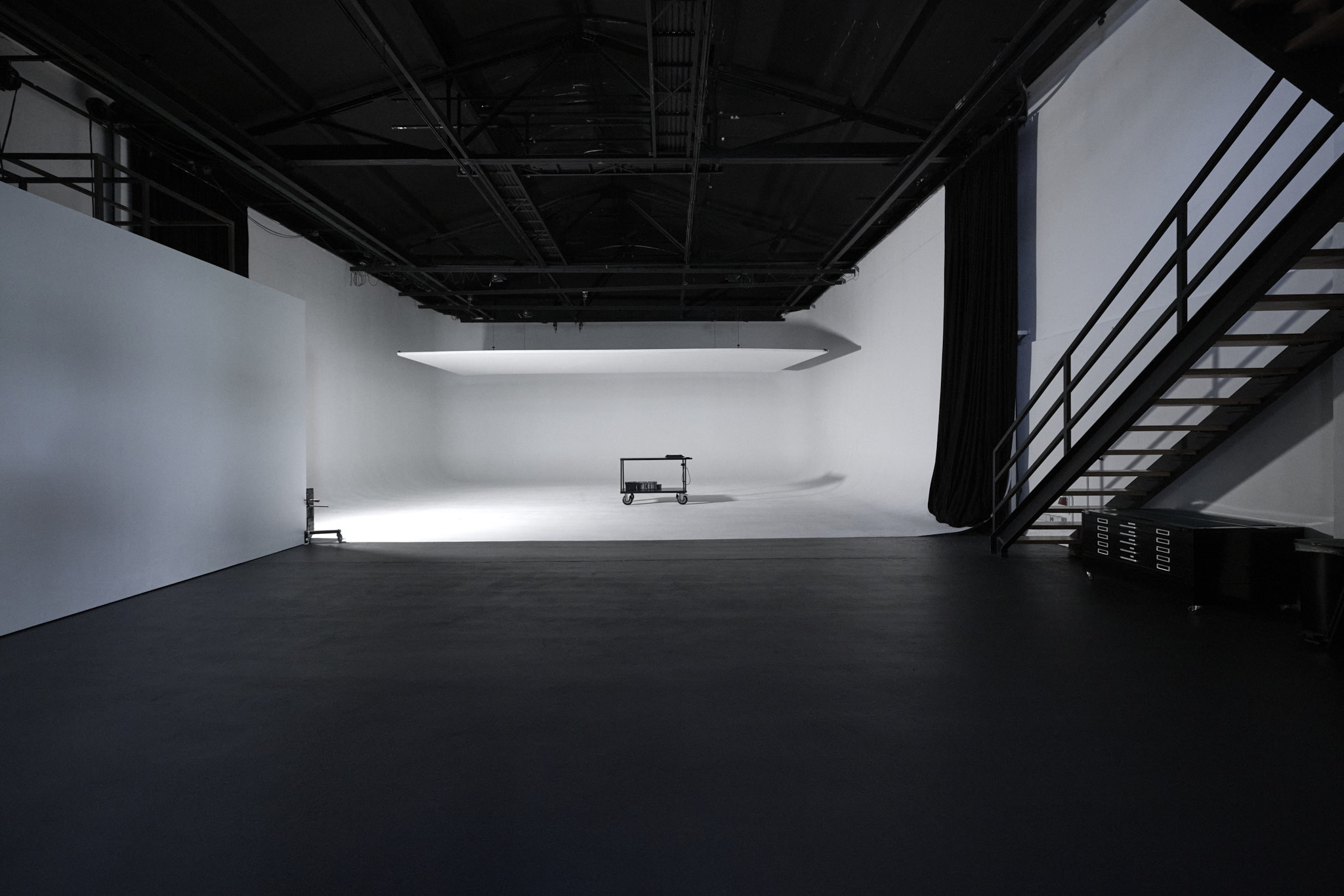 zveistudios-filmproduktion-location-fotostudio-fotograf-düsseldorf-0513