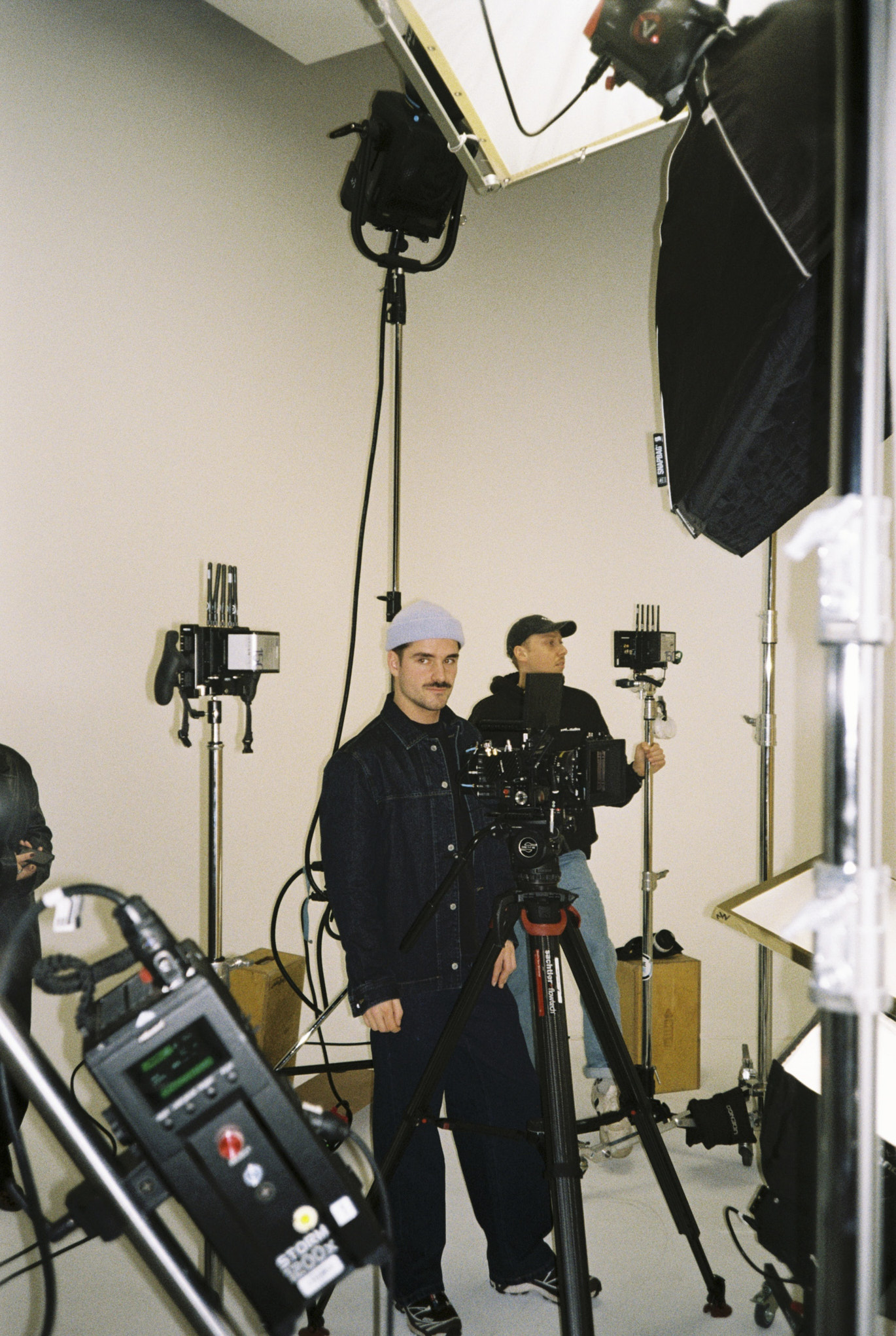 zveistudios_foto_film_tvcproduction_filmproduction_neqi_hair 12