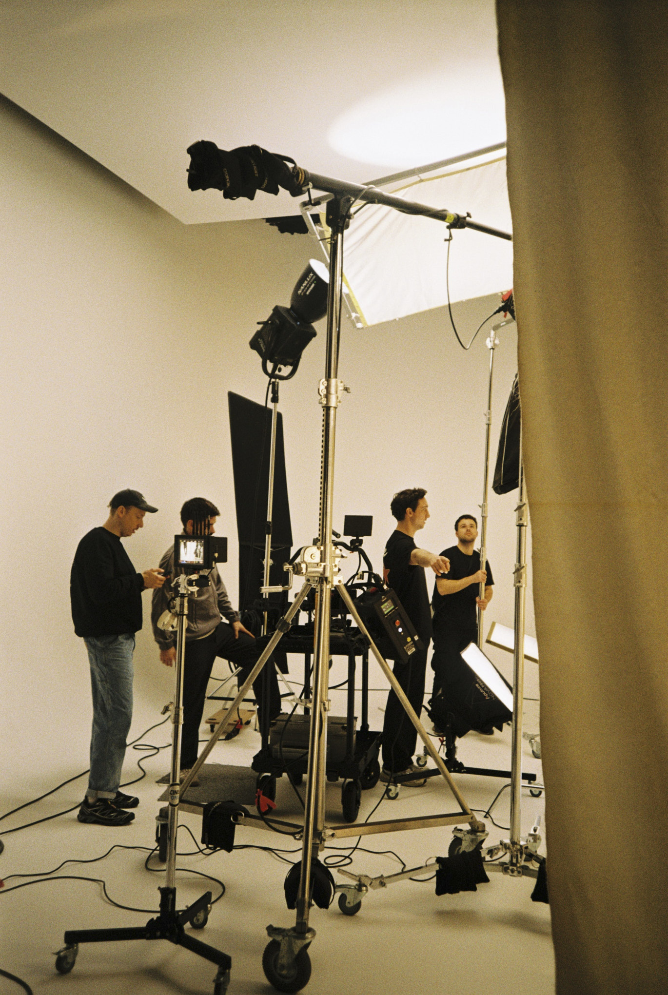 zveistudios_foto_film_tvcproduction_filmproduction_neqi_hair 4