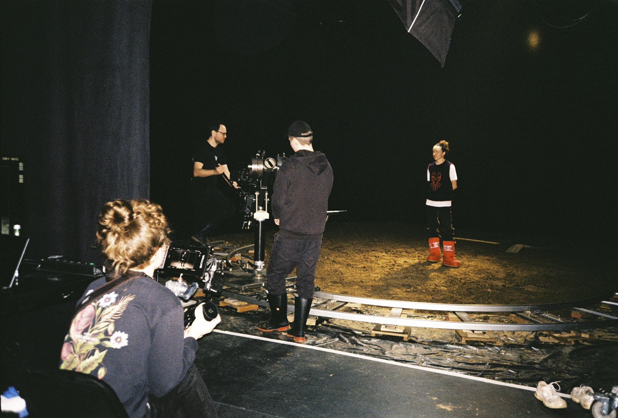 zveistudios_foto_film_tvcproduction_filmproduction_neqi_hair 7